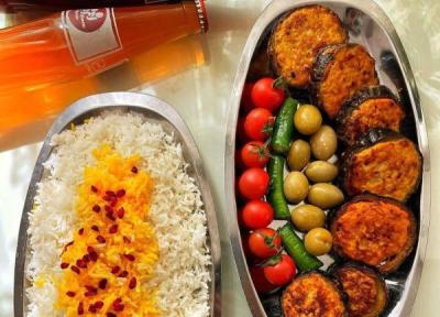 طرز تهیه کباب بادمجان با مرغ چرخ شده